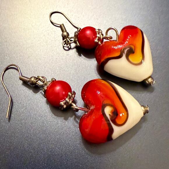 Swirly Red & White Artisan Heart Glass Beaded Drop Earrings - Picture 4 of 6